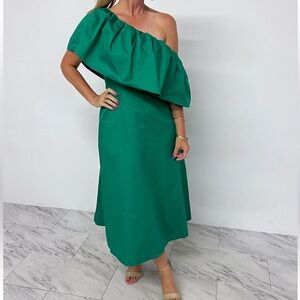 Boutique green dress